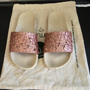 Sunies Waterproof Hawaii & Butterfly Slides